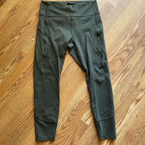 Lululemon In Movement Tight 25” Dark Olive Sz 10